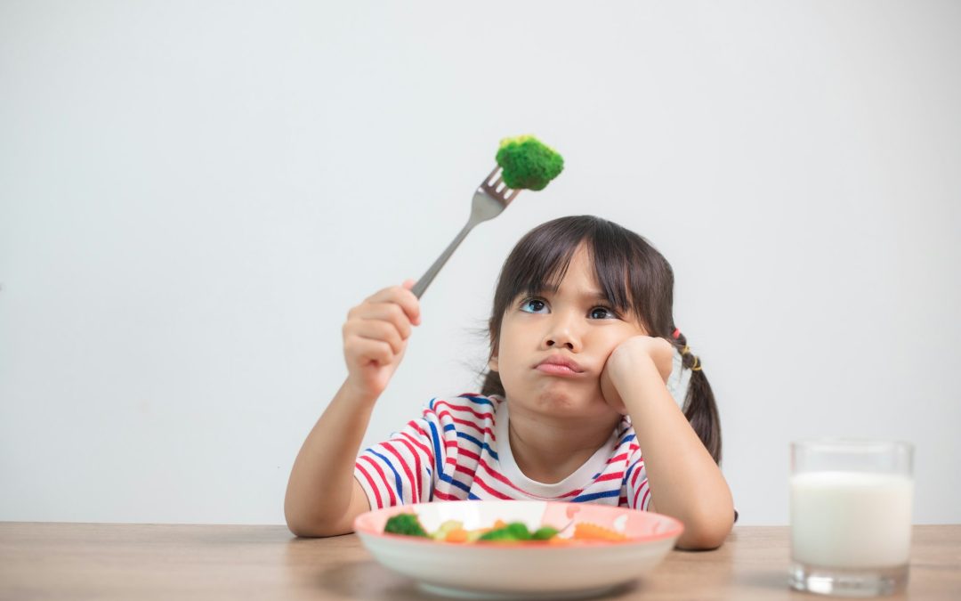 Navigating the Picky Phase: Effective Approaches to Expand Kids’ Diets
